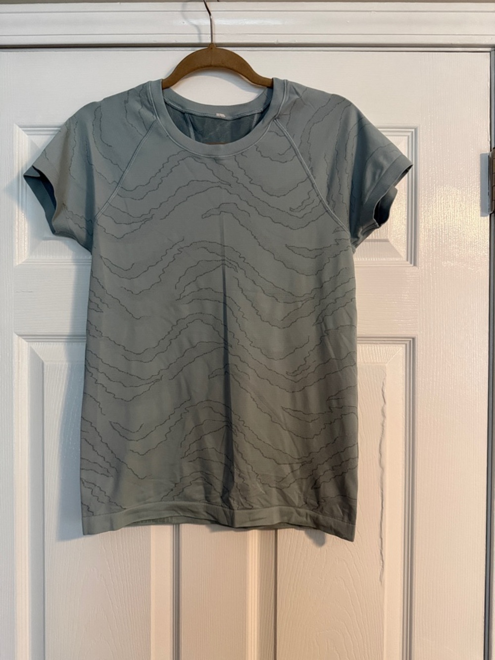 Athleta Short Sleeve Active Tee in Sage Green